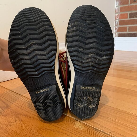 Women's SOREL Joan of Artic White Fur Top - Picture 10 of 15